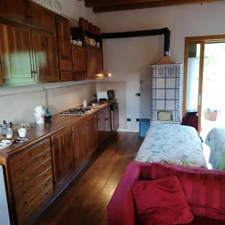 Locazione Turistica La Casetta *